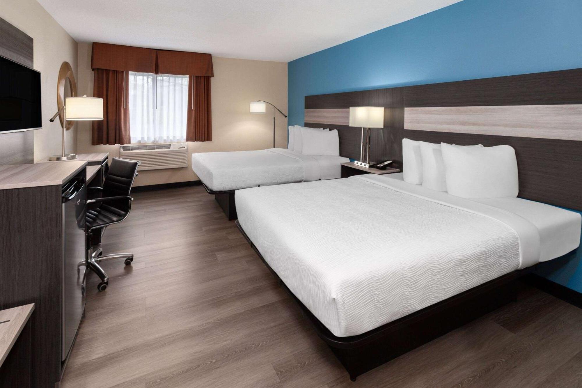 Baymont By Wyndham Copley Akron Екстер'єр фото