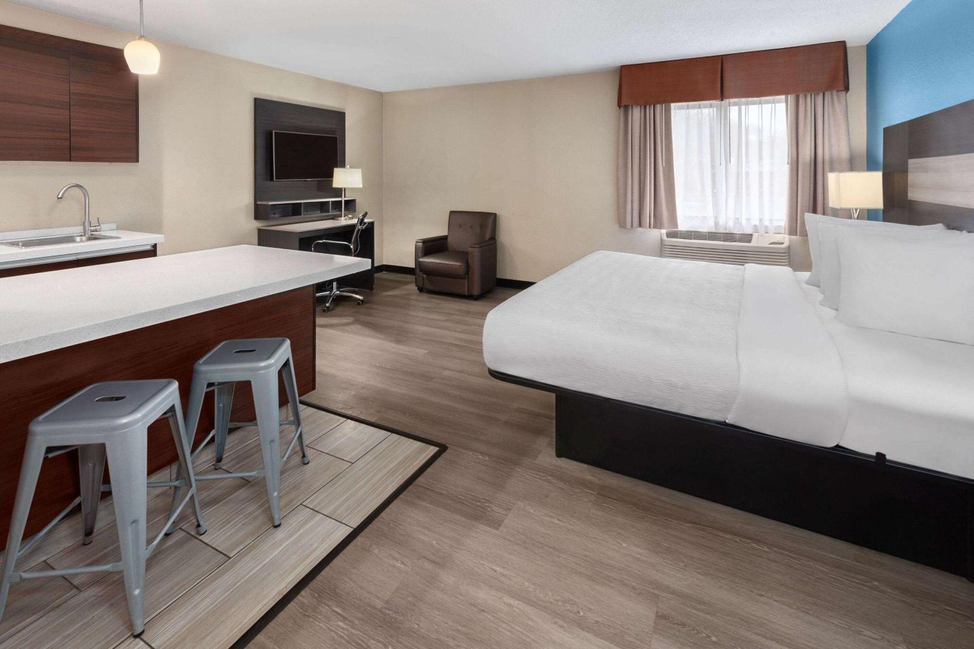 Baymont By Wyndham Copley Akron Екстер'єр фото