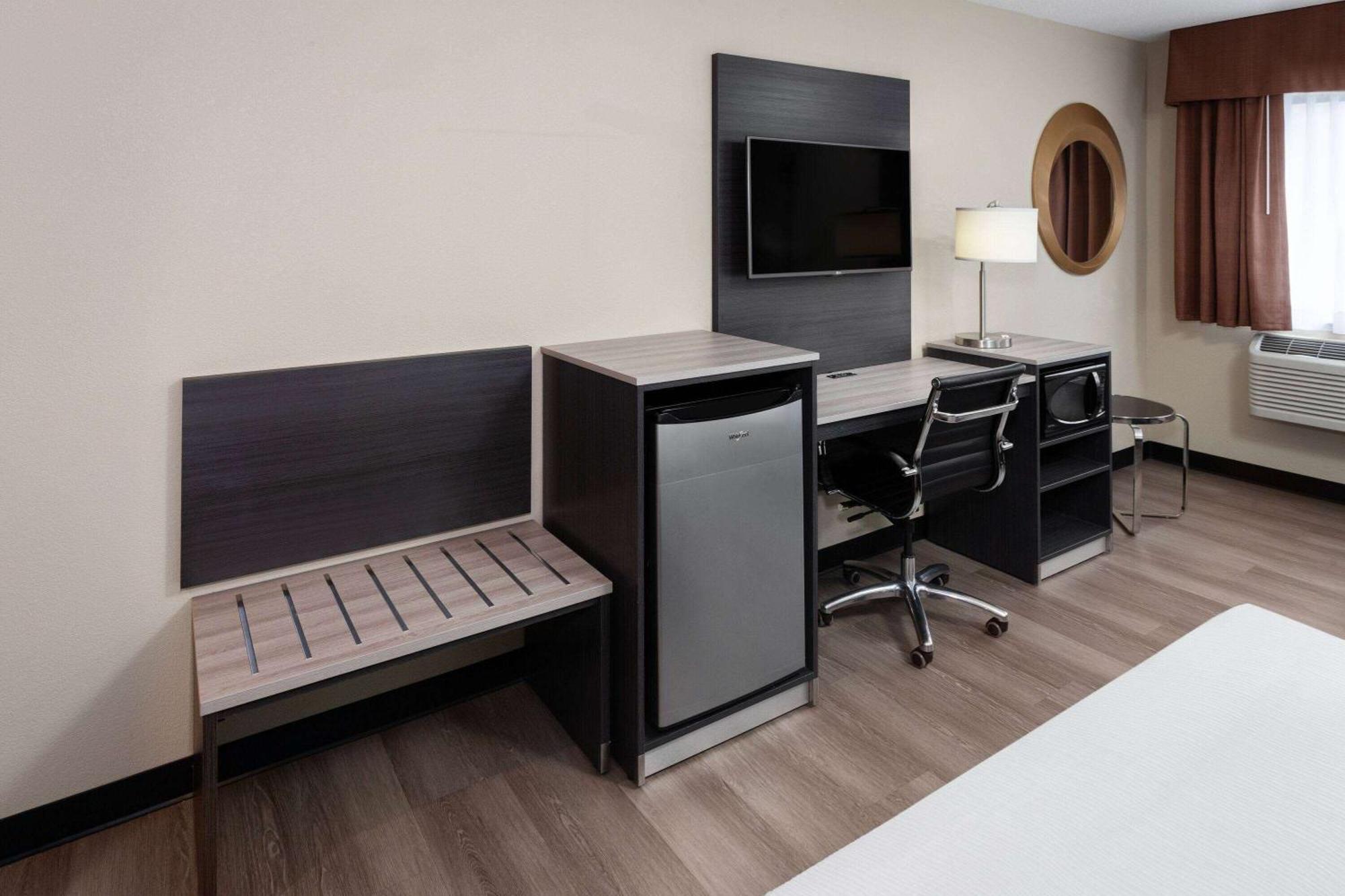 Baymont By Wyndham Copley Akron Екстер'єр фото