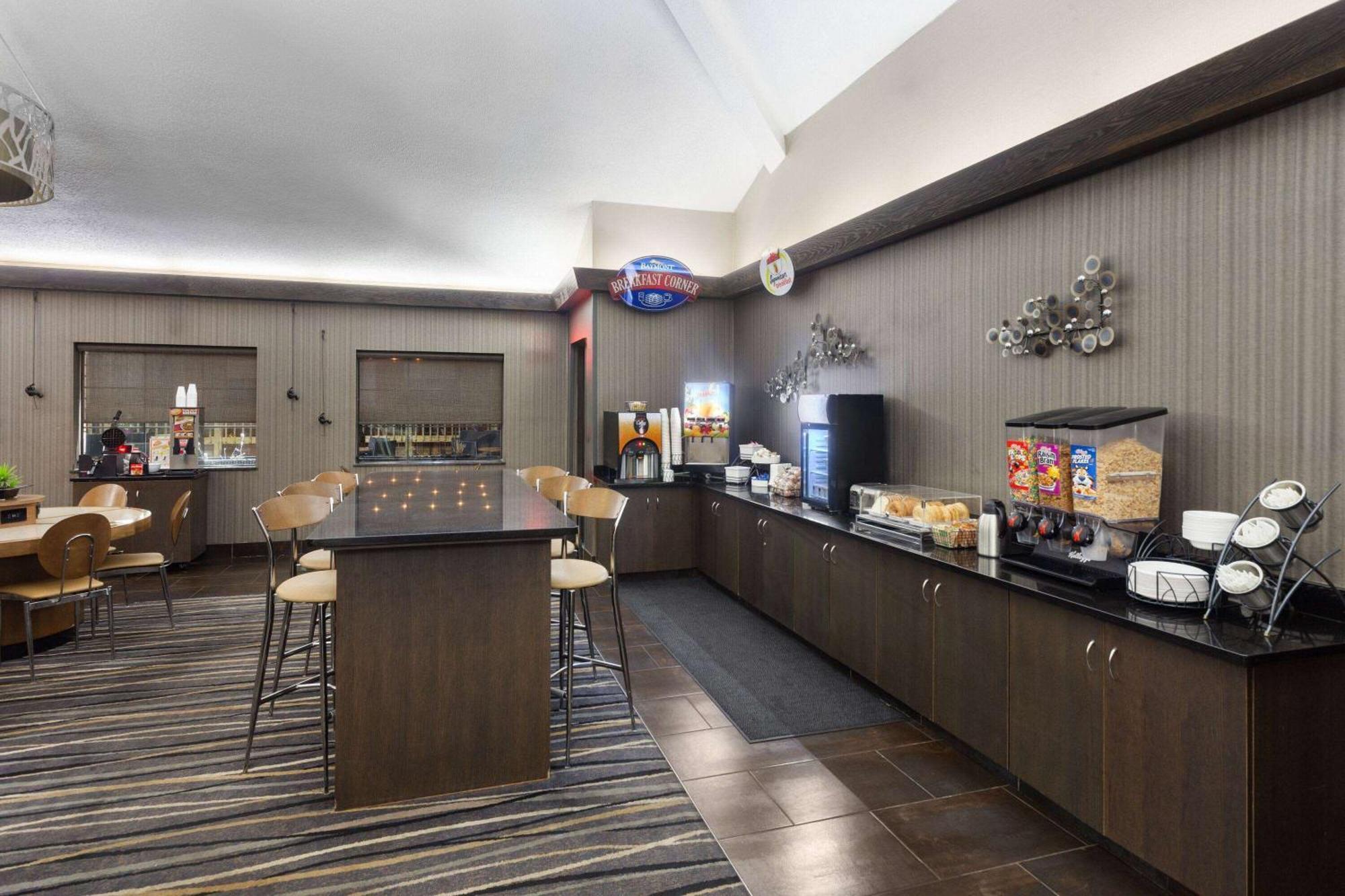 Baymont By Wyndham Copley Akron Екстер'єр фото